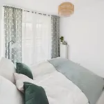 Krakowska By Solarento Appartement